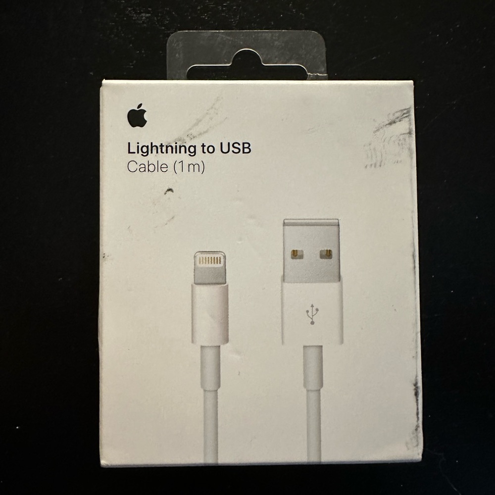 Brand new in sealed box Apple Lightening to USB cable 1 meter